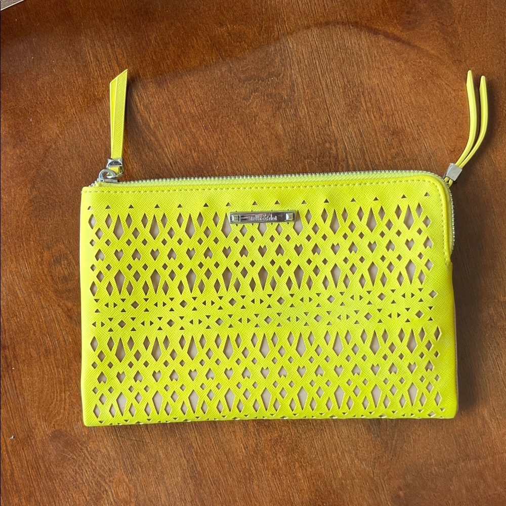 Stella & Dot Vibrant Yellow Cutout Wristlet